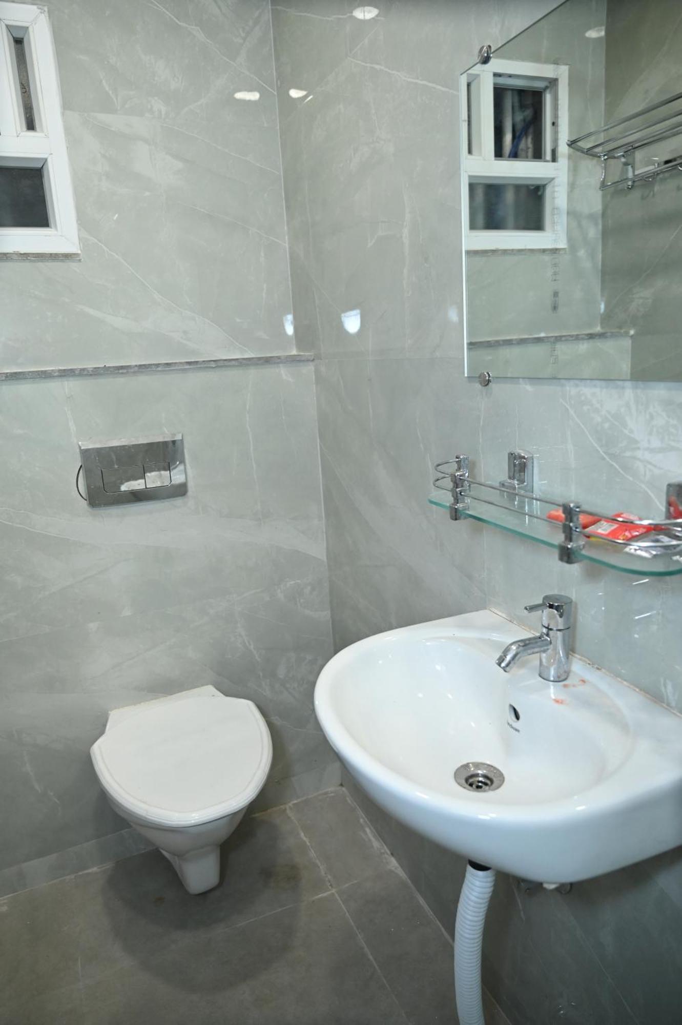 Hotel Royal Radiant Ráncsí Kültér fotó