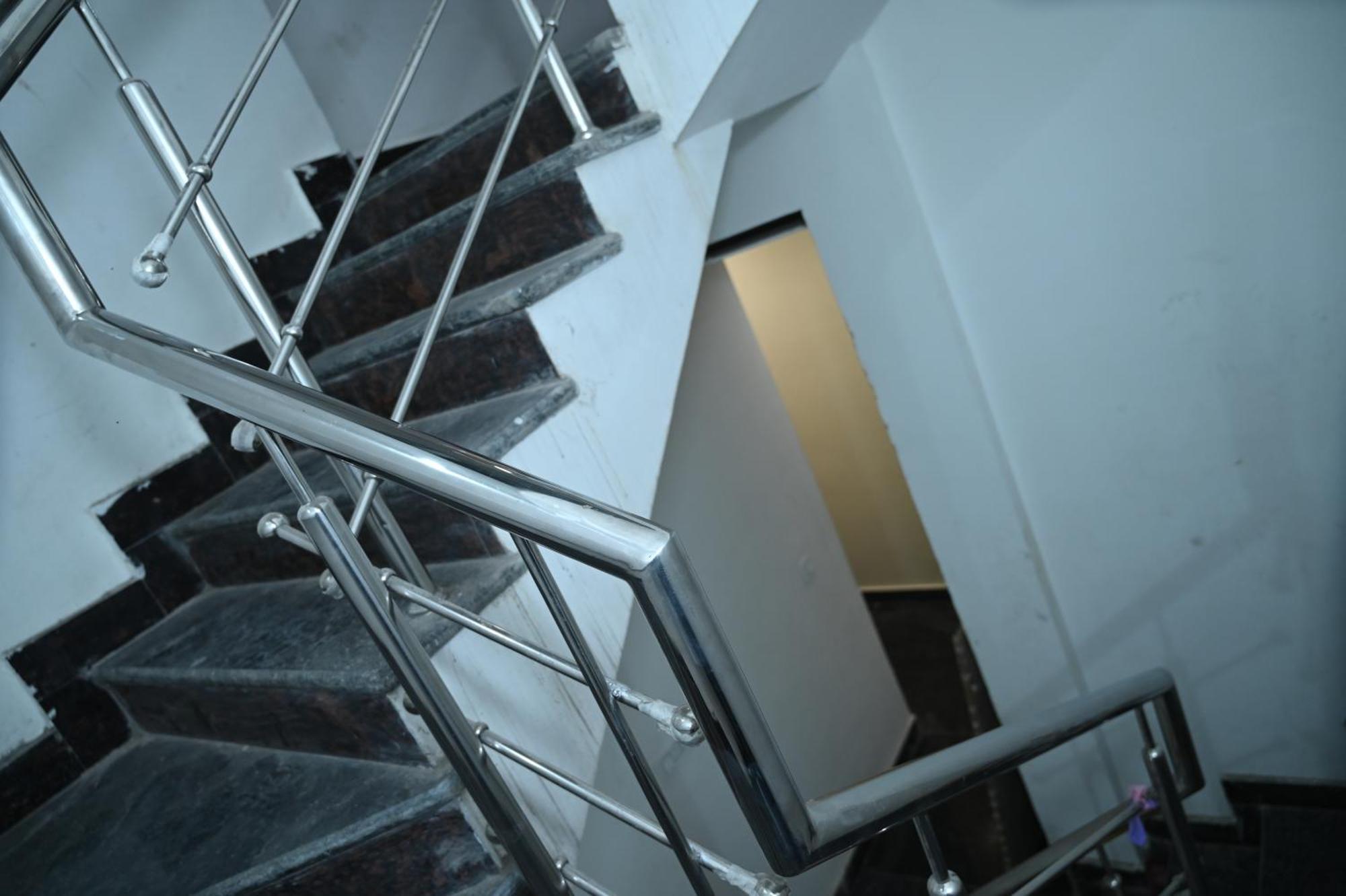 Hotel Royal Radiant Ráncsí Kültér fotó