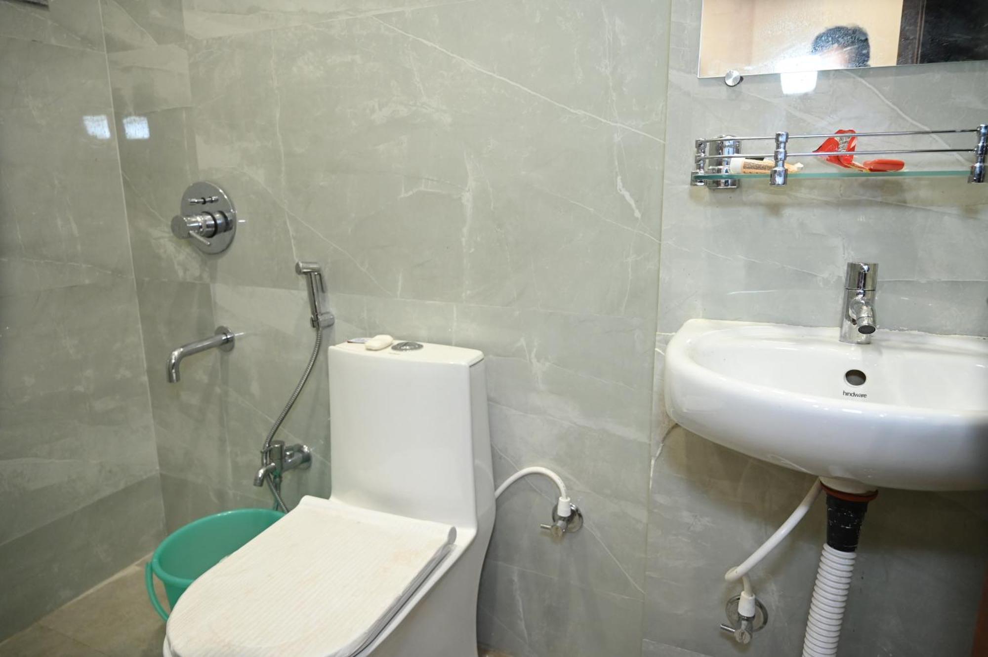 Hotel Royal Radiant Ráncsí Kültér fotó